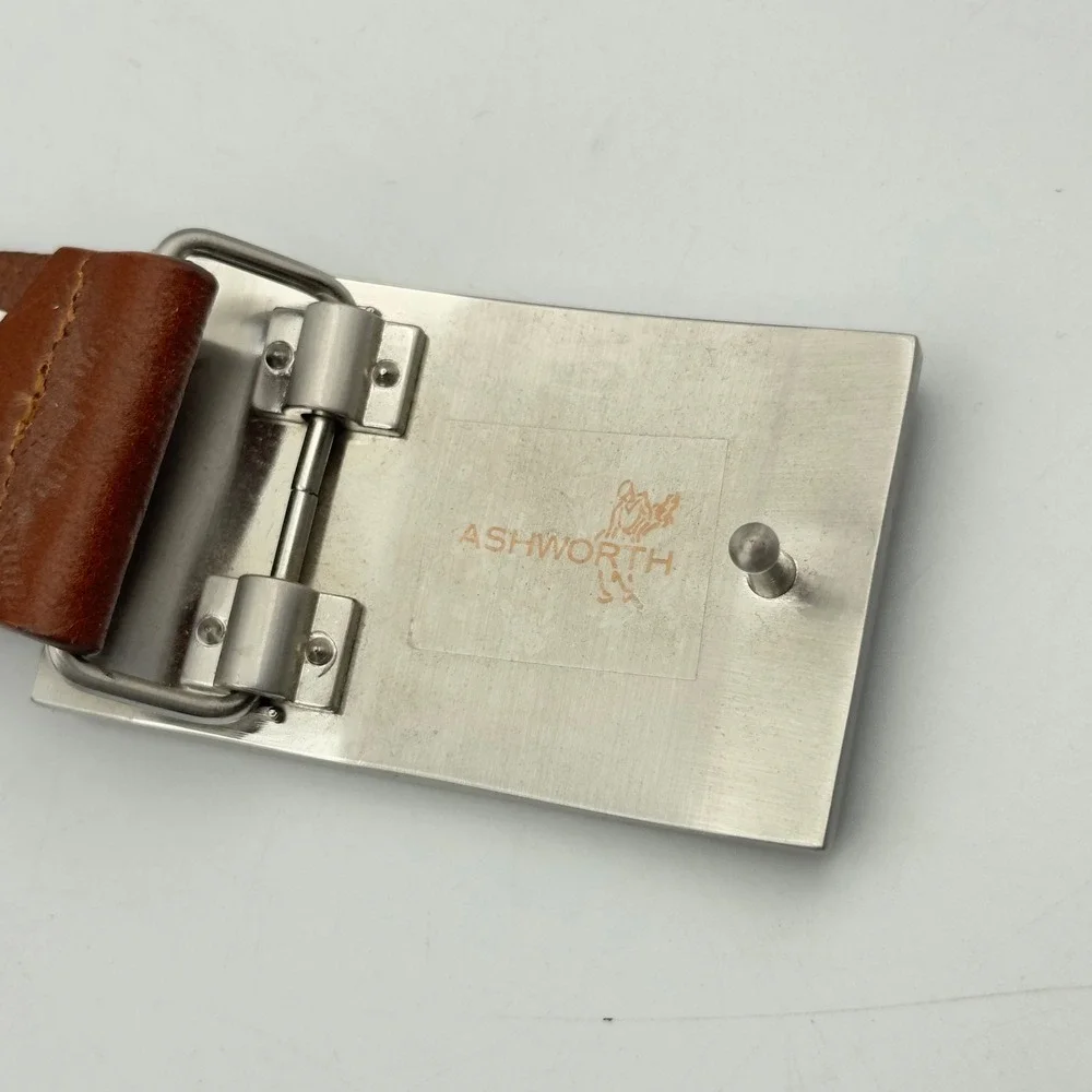Ashworth Mens Brown Full Grain Leather Golf Belt Embossed Plaque Buckle Size 32